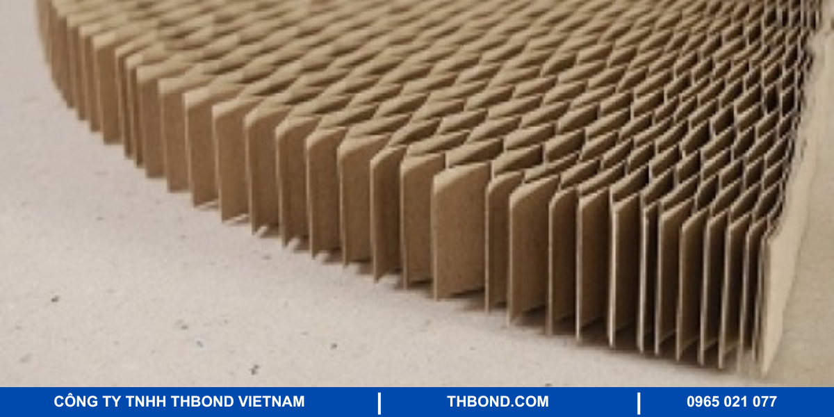 Giấy tổ ong làm lõi cửa