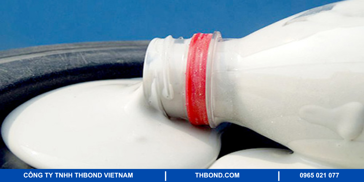Keo sữa là gì? Vì sao nên chọn keo sữa trong sản xuất và thi công