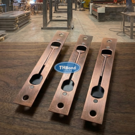 Chốt âm cửa thép vân gỗ THbond