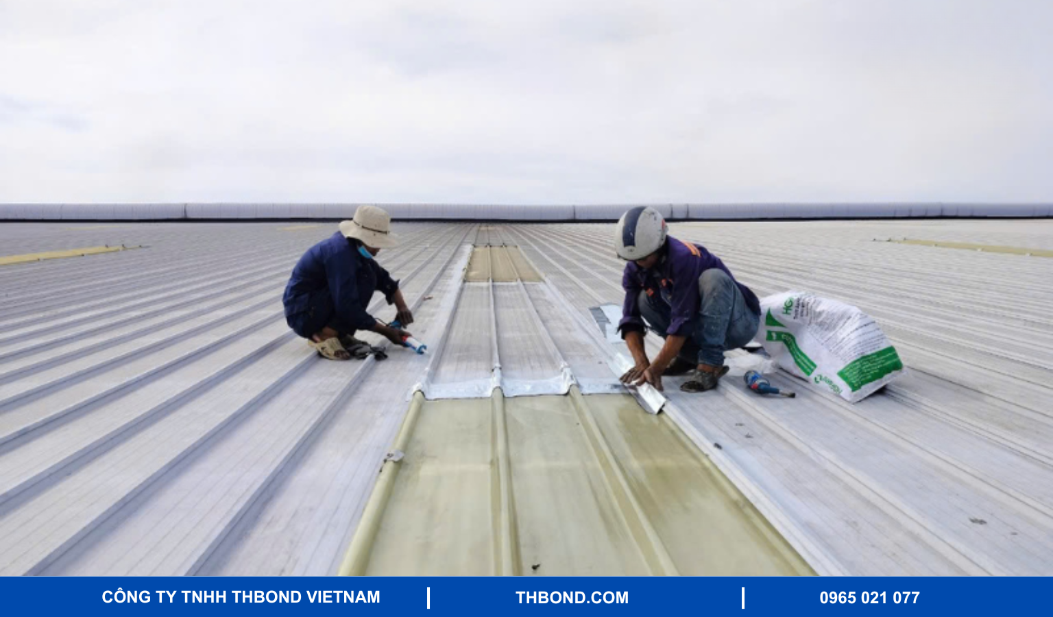 Tấm dán chống dột mái tôn khổ 1m