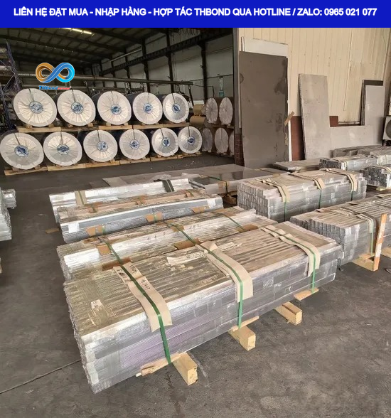 Lõi Nhôm Tổ Ong sản xuất cung ứng bởi THBond Không hút ẩm, không bị mối mọt như lõi gỗ, sử dụng bền bỉ lâu dài