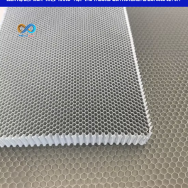 Từ Lõi Nhôm Tổ Ong đến các sản phẩm cửa, vách Panel hoàn thiện, đây là một giải pháp vật liệu giúp xưởng và doanh nghiệp nâng cao giá trị sản phẩm đầu ra cho đơn vị của bạn.
