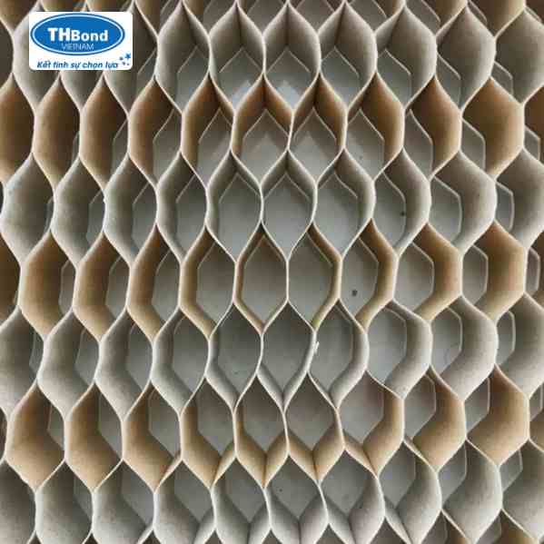 Honeycomb paper làm lõi cửa chống cháy giúp hạn chế khói, kéo dài thời gian chữa cháy - thbond-com