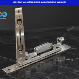 Mặt ốp bóng đẹp của Chốt Âm Cửa CTH588 tạo điểm nhấn nổi bật và nâng tầm giá trị cho bộ cửa