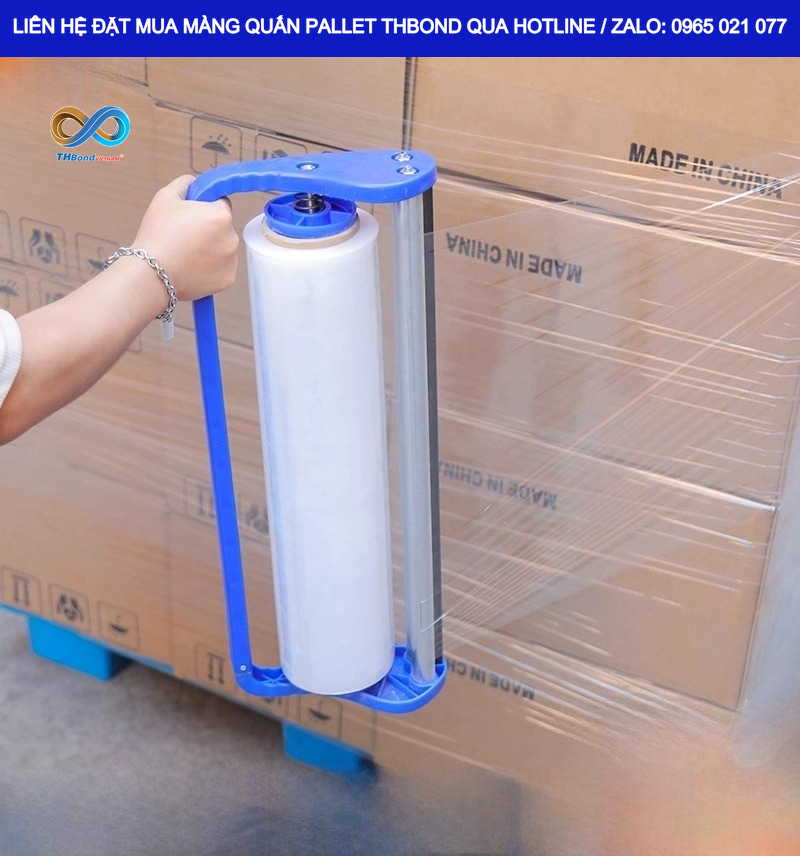 Độ trong của Màng Co PE MTH899 THBond giúp dễ dàng quan sát tình trạng bên ngoài của kiện hàng sau khi quấn.