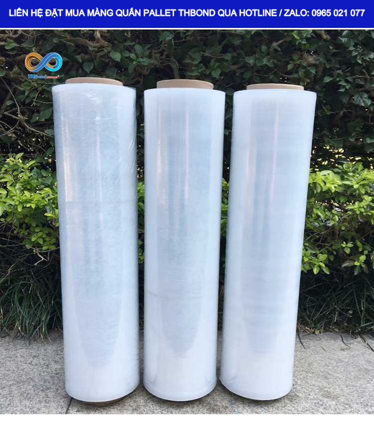 Màng Quấn Kệ Kê Hàng MTH899 hỗ trợ gom các kiện hàng thành một khối đóng gói thống nhất, thuận tiện hơn cho khâu bàn giao và vận chuyển.