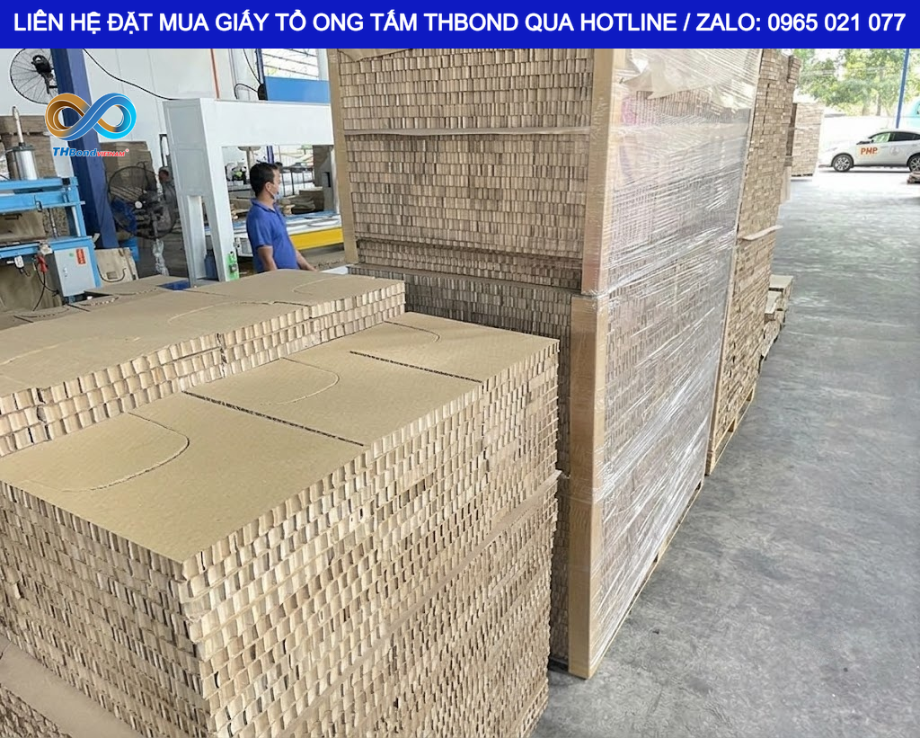Giấy tổ ong GTO558 THBond – lựa chọn vật liệu lõi đáp ứng được nhiều công năng sản phẩm: Chống cháy, cách âm, cách nhiệt, giảm trọng lượng…