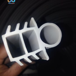 Mẫu gioăng cửa GTH309 của THBond có thể lựa chọn bổ sung chất chống cháy theo yêu cầu của xưởng/doanh nghiệp